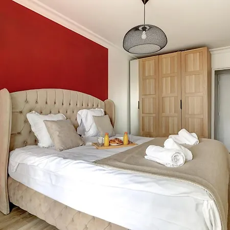 5020 Curial - Chic 19th Párizs