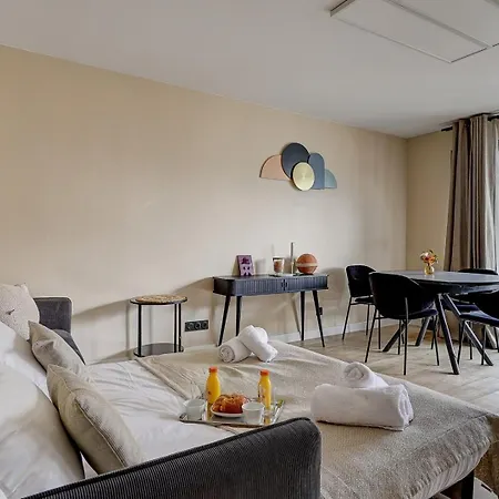 5020 Curial - Chic 19th