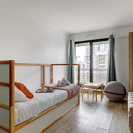 5020 Curial - Chic 19th * Párizs