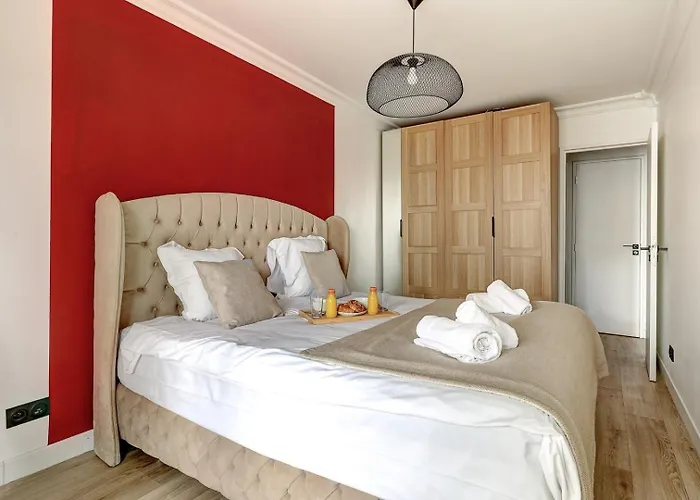 5020 Curial - Chic 19th París