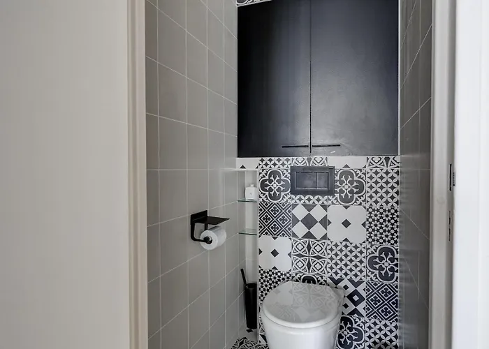 5020 Curial - Chic 19th Apartamento *