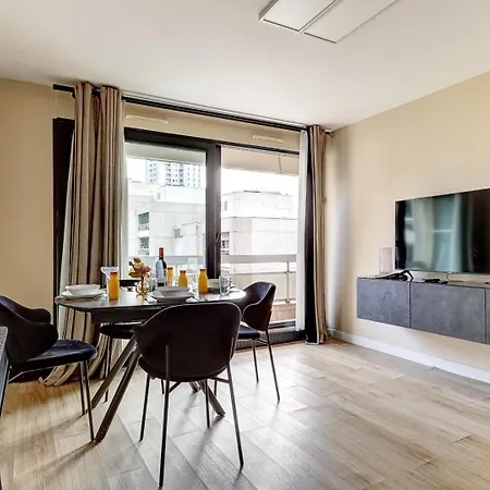 5020 Curial - Chic 19th Paris